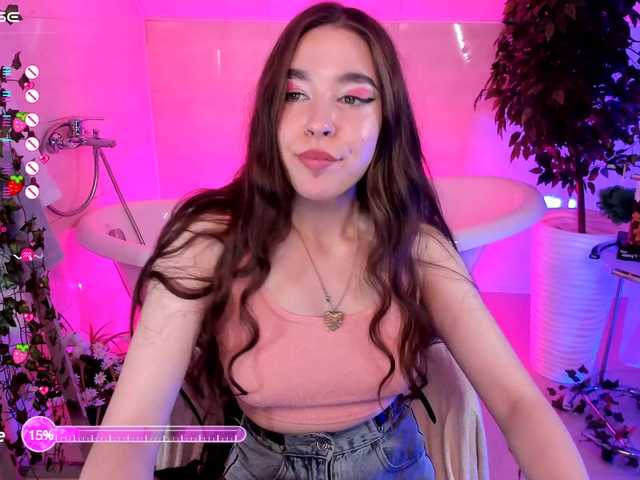 Live sex webcam photo for Sun-Arsi #276374524