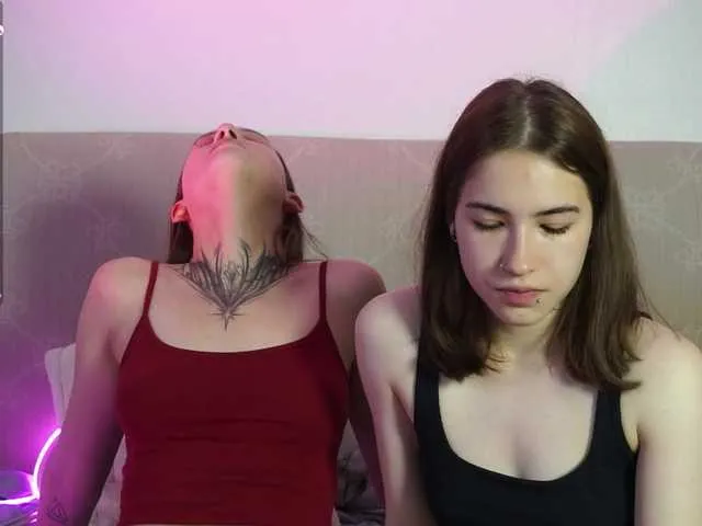Live sex webcam photo for Sun-and-Luna #291620045