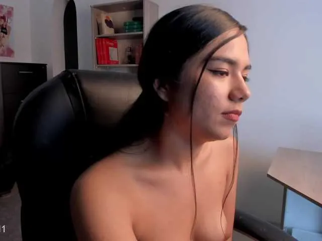 Live sex webcam photo for Sun-kissed1 #272416974