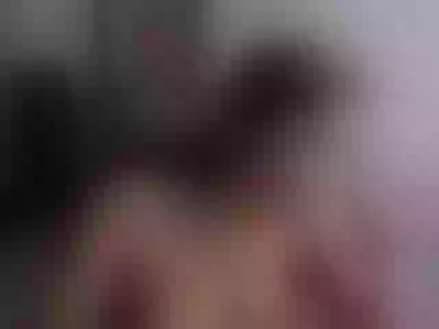 Live sex webcam photo for Sun-kissed1 #272430885