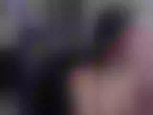 Live sex webcam photo for Sun-kissed1 #273364567