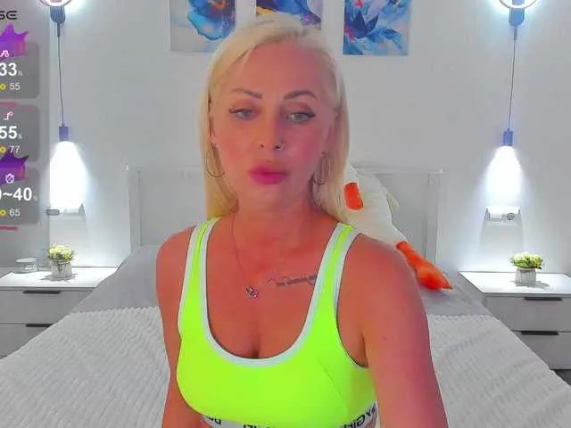 Live sex webcam photo for Sunbeam #291528423