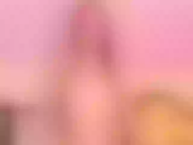 Live sex webcam photo for Sunbeam69 #288030195