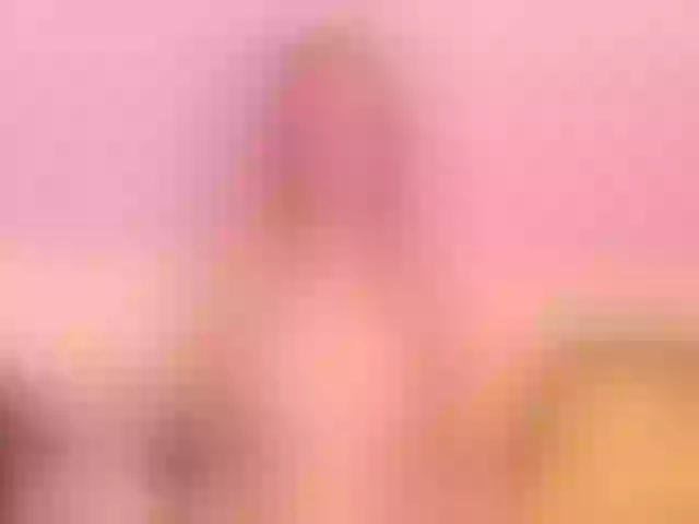 Live sex webcam photo for Sunbeam69 #288030196