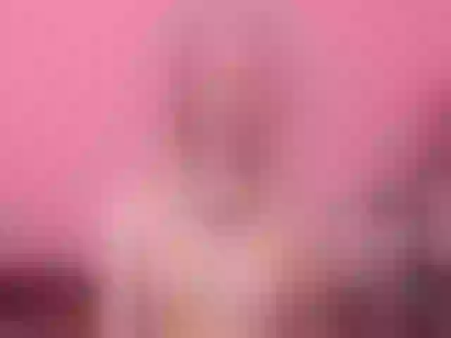 Live sex webcam photo for Sunbeam69 #288030204