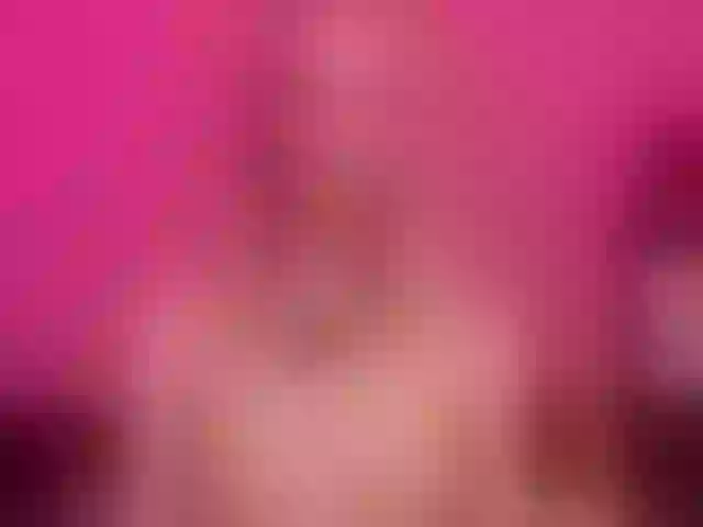 Live sex webcam photo for Sunbeam69 #288030209