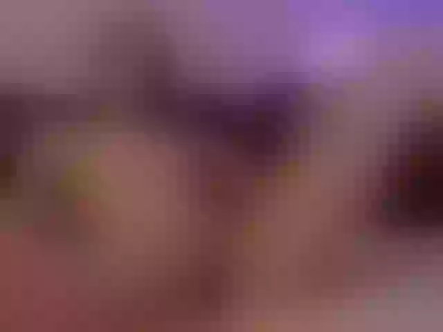 Live sex webcam photo for Sunbeam69 #288030565