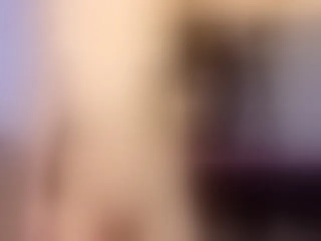 Live sex webcam photo for Sunbeam69 #293755444