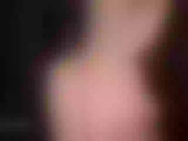 Live sex webcam photo for Sunlovv #292143427