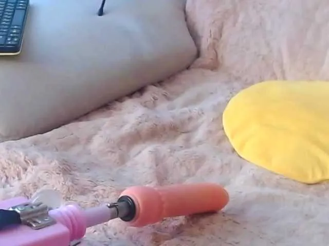 Live sex webcam photo for Sunny-Rose #271758083