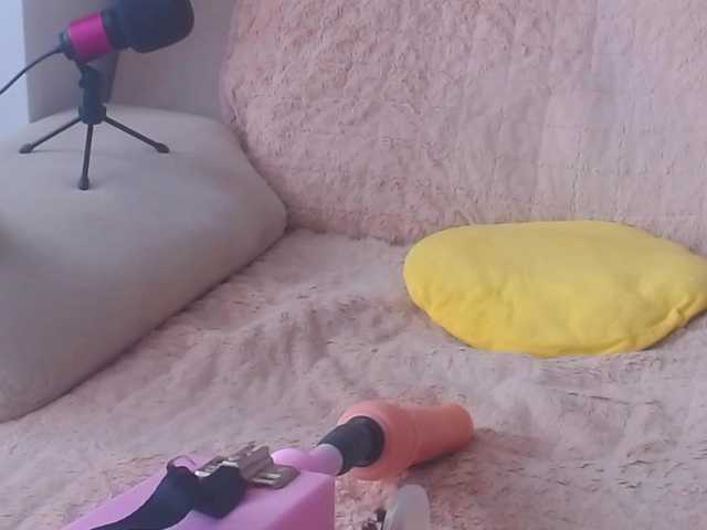 Live sex webcam photo for Sunny-Rose #273469326