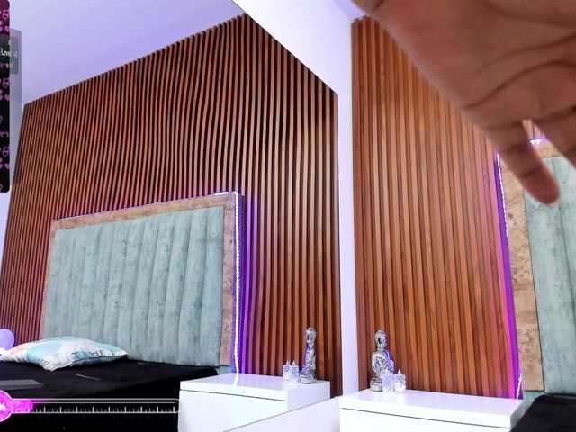 Live sex webcam photo for SunnyGilmore #276823836