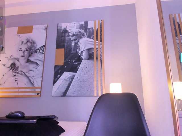 Live sex webcam photo for SunnyGilmore #292002734