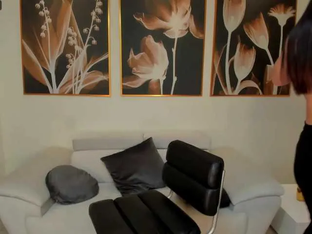 Live sex webcam photo for SunnyRiversX #276373068