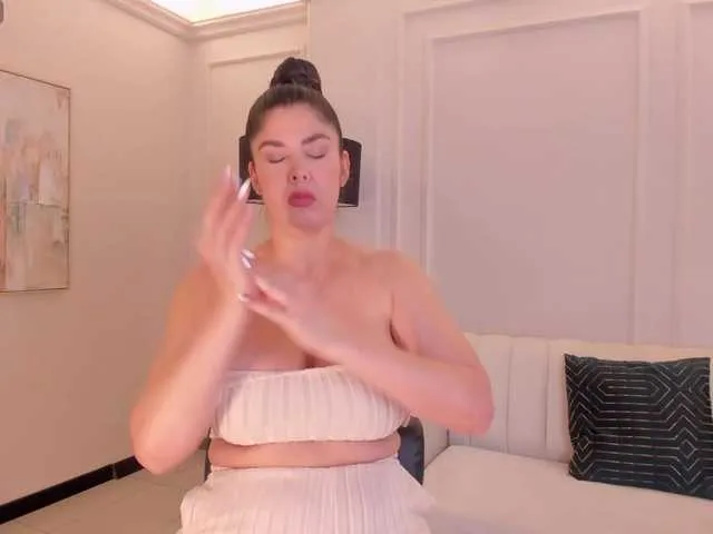 Live sex webcam photo for SunnyRiversX #290739686