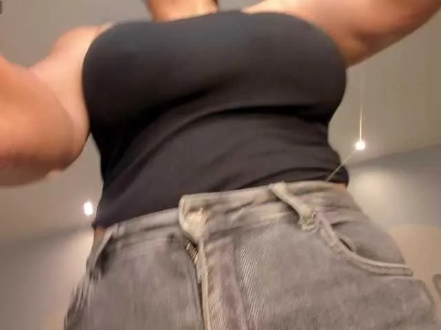 Live sex webcam photo for SunnyRiversX #291018657