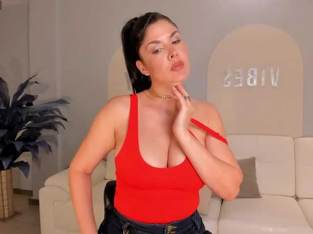 Live sex webcam photo for SunnyRiversX #291142172