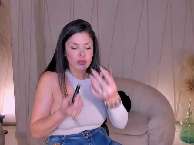 Live sex webcam photo for SunnyRiversX #292021705