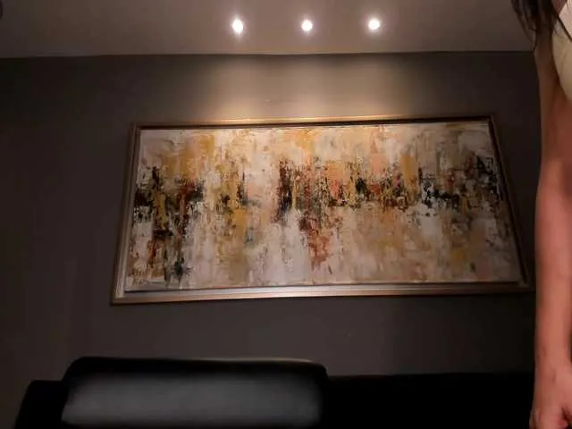 Live sex webcam photo for SunnyRiversX #292095231