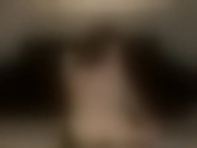 Live sex webcam photo for SunnyRiversX #292668611