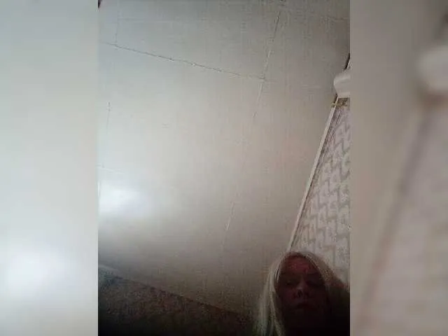 Live sex webcam photo for Super-Couple #276496834