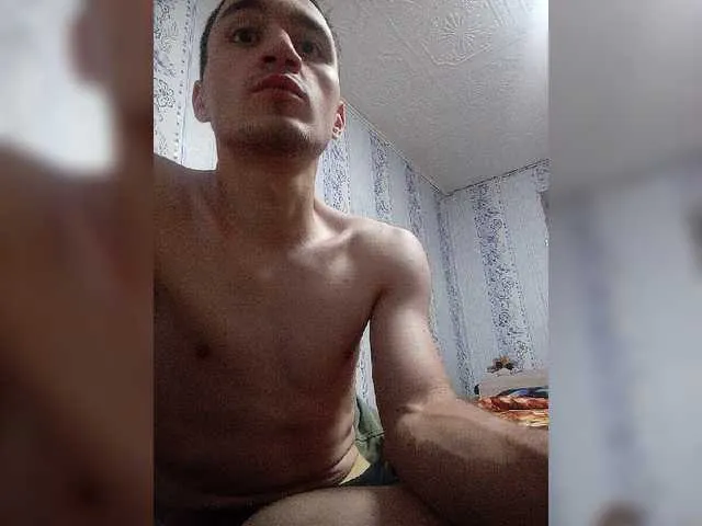 Live sex webcam photo for Super-king57 #294010417