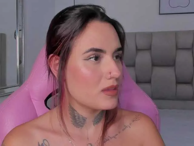 Live sex webcam photo for Susan-sweet #292104911