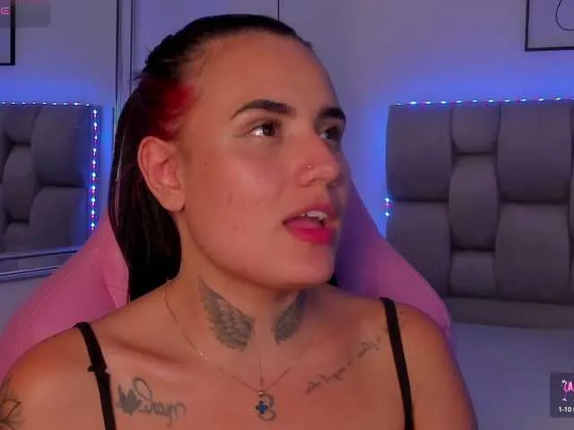 Live sex webcam photo for Susan-sweet #292391211