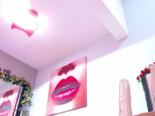 Live sex webcam photo for SusanBrooks #273388538