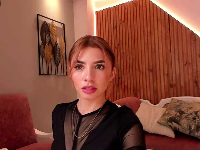 Live sex webcam photo for SusanFarrell #288042959