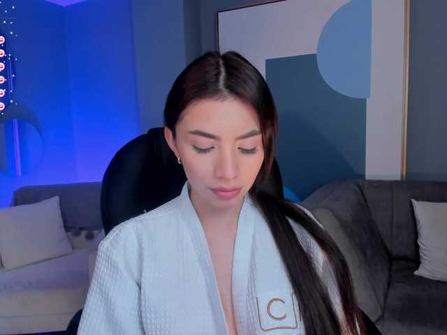 Live sex webcam photo for SusanFarrell #288043062