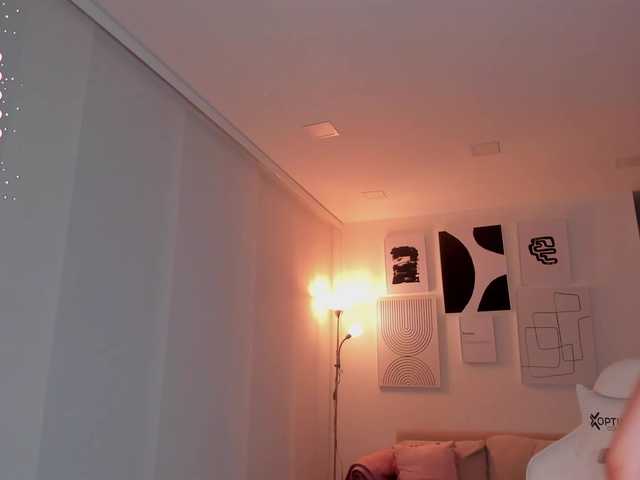 Live sex webcam photo for SusanFarrell #288043085