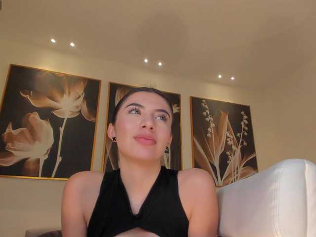 Live sex webcam photo for SusanFarrell #282237114