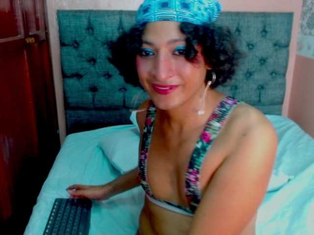 Live sex webcam photo for SusanHawk #290187493