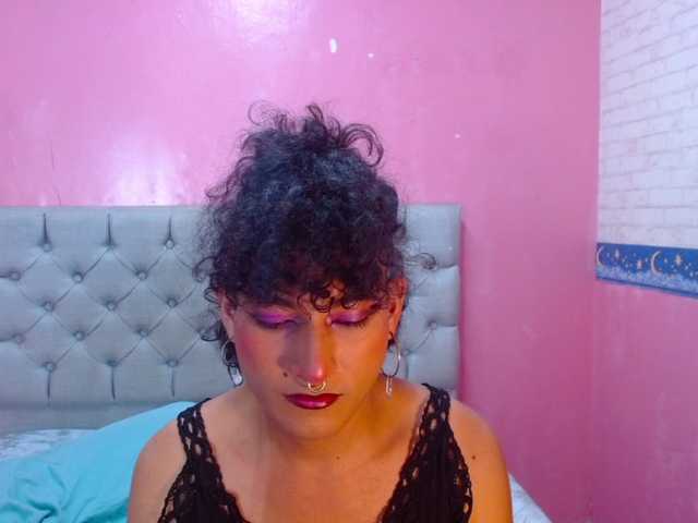 Live sex webcam photo for SusanHawk #290742239