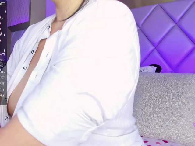 Live sex webcam photo for SusanRomero #275728232