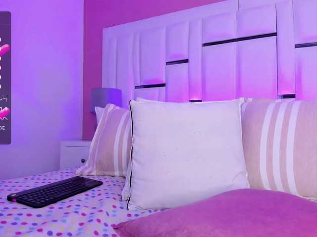 Live sex webcam photo for SusanRomero #276321042