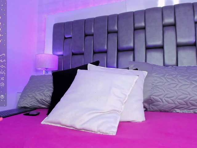 Live sex webcam photo for SusanRomero #276370341