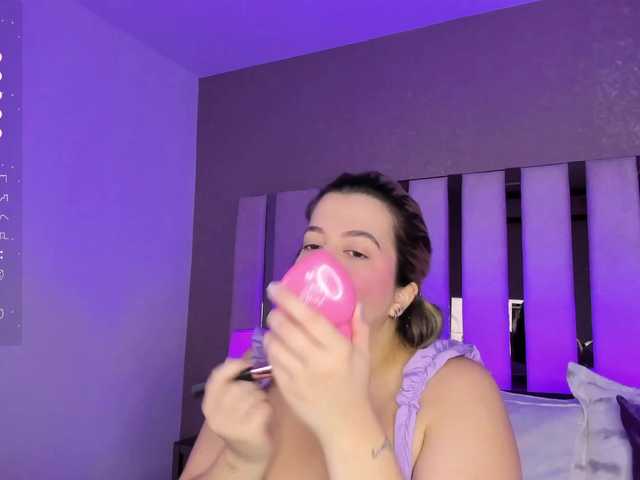 Live sex webcam photo for SusanRomero #277110667