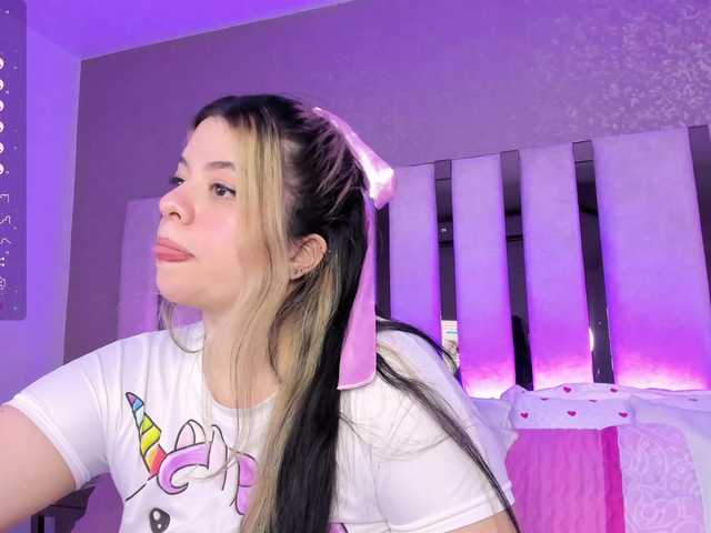 Live sex webcam photo for SusanRomero #277181470