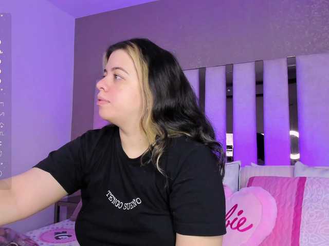 Live sex webcam photo for SusanRomero #277229215