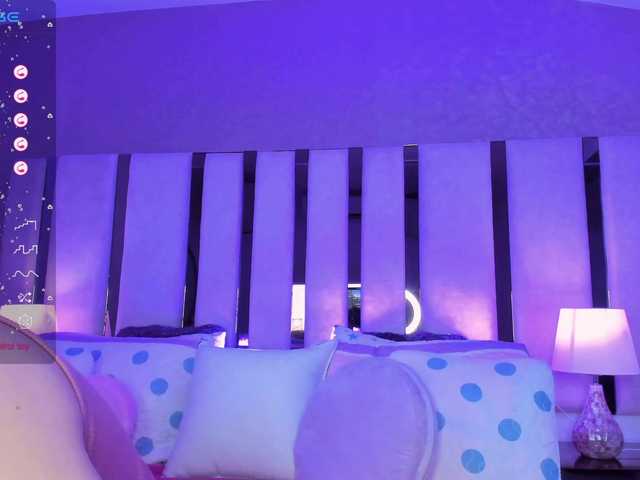 Live sex webcam photo for SusanRomero #277387998