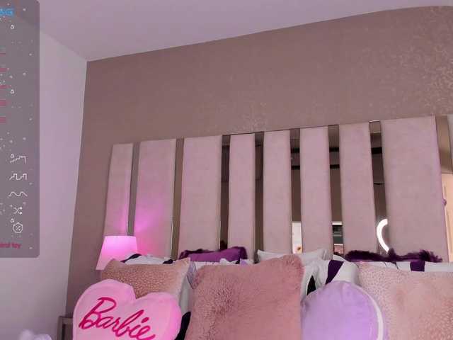 Live sex webcam photo for SusanRomero #277436151