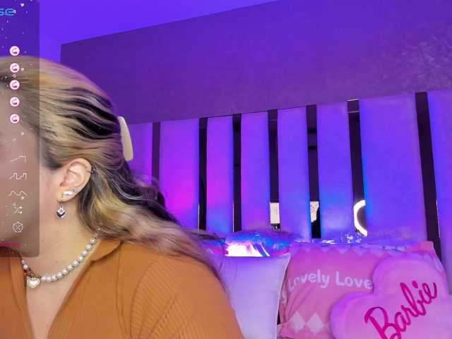 Live sex webcam photo for SusanRomero #277509055