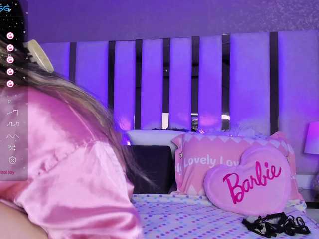 Live sex webcam photo for SusanRomero #277515701