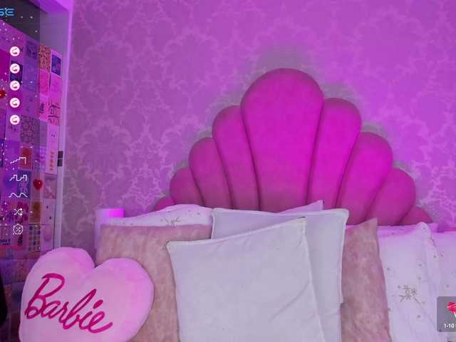 Live sex webcam photo for SusanRomero #277524403