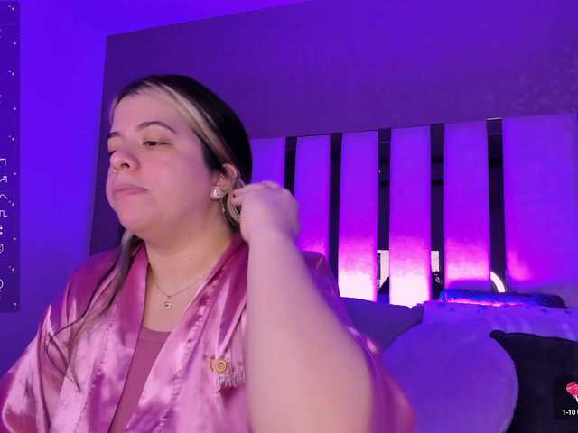 Live sex webcam photo for SusanRomero #277723051