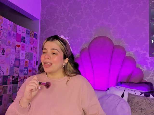 Live sex webcam photo for SusanRomero #277776461