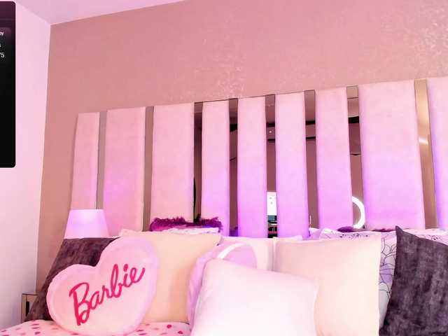 Live sex webcam photo for SusanRomero #277959696