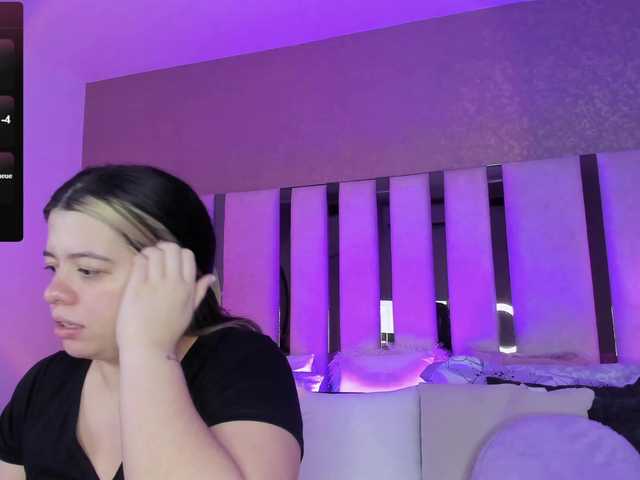 Live sex webcam photo for SusanRomero #277971503